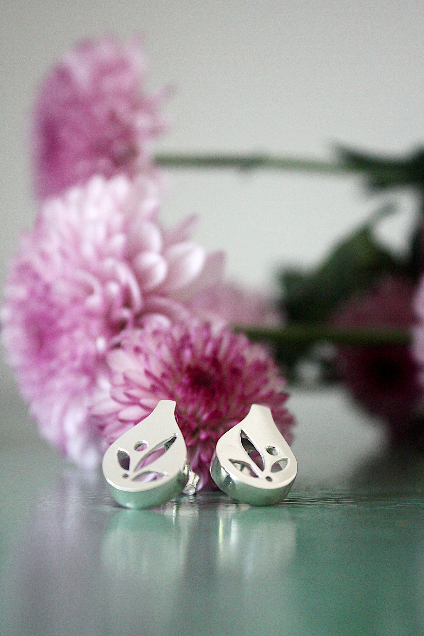 Nature Collection: Drop Leaf Earrings